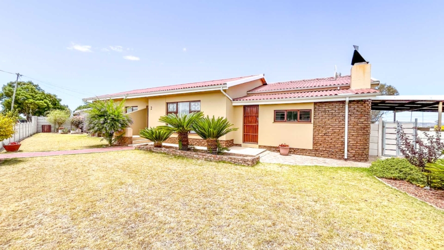 3 Bedroom Property for Sale in Hartenbos Central Western Cape